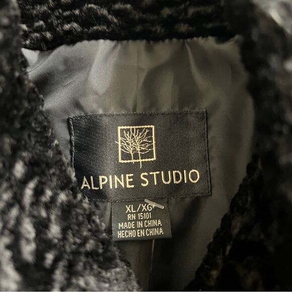 NWT Alpine Studio Faux Fur black Coat jacket ruffled  XL new! - Picture 4 of 5